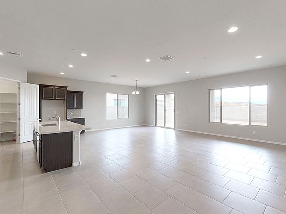 4th image of 5223 N 189th Dr