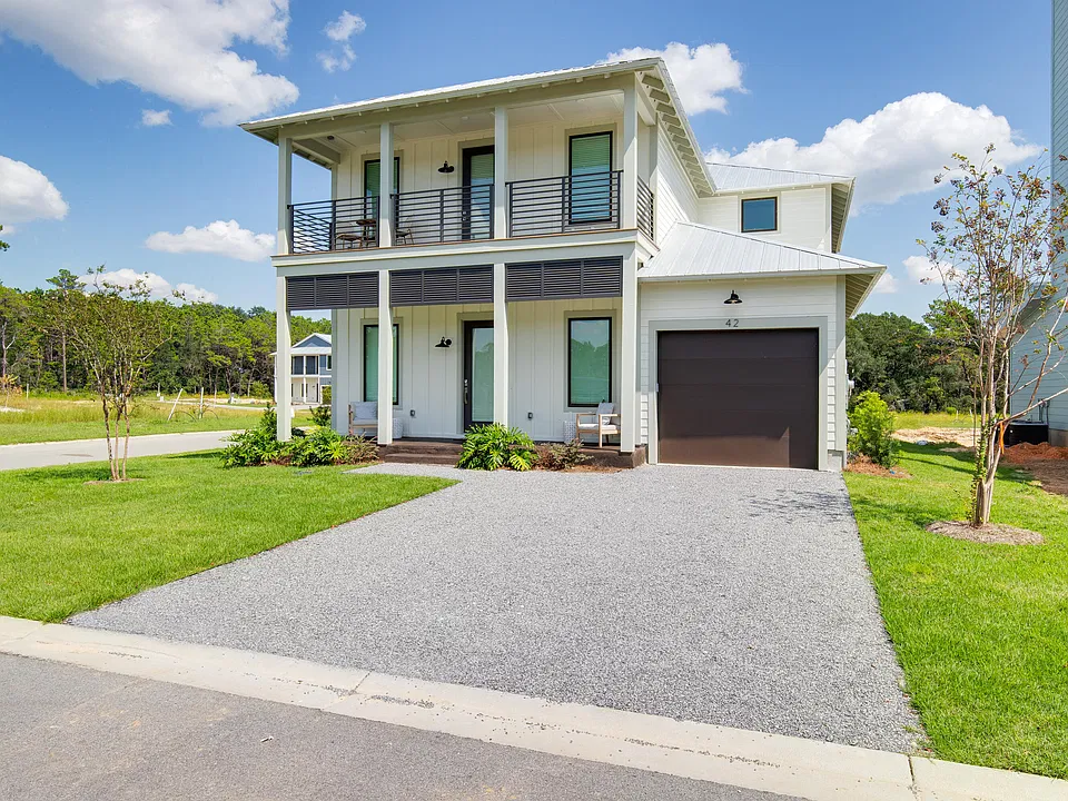 42 Annabella St #16