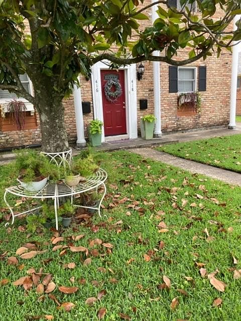 1st image of 418 Beverly Garden Dr #416