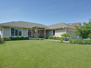 2613 Rutherford Pl, Jackson, WI 53037