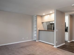 Central Pointe, Charlotte, NC 28205