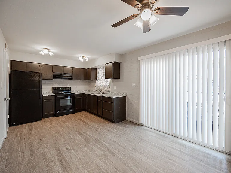 6565 N 19th Ave #53 — Photo 9