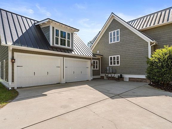 5th image of 131 John T Ct.