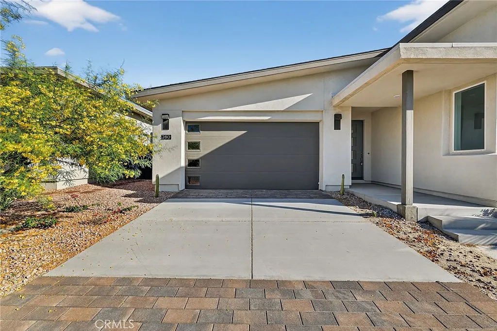 Building Photo - 280 Mustang Ln