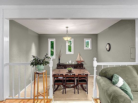 5th image of 1249 NE 168th St