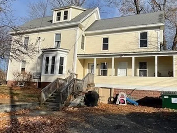 25 Columbia St #1, Ayer, MA 01432
