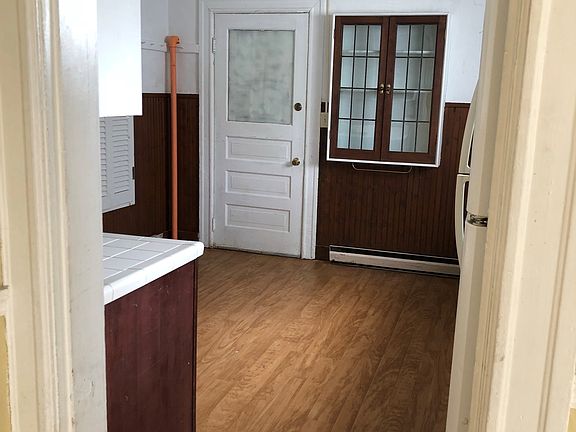 5th image of 80 Sailly Ave #101