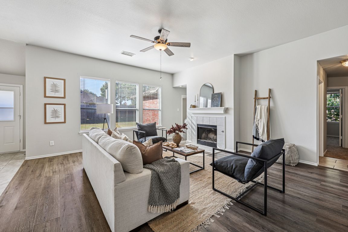 next background image