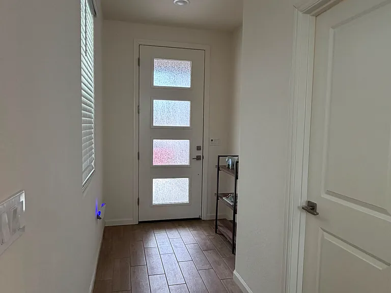 1466 Redbrick Ln — Photo 4