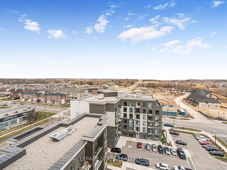 470 Dundas St E #1009 — Photo 48