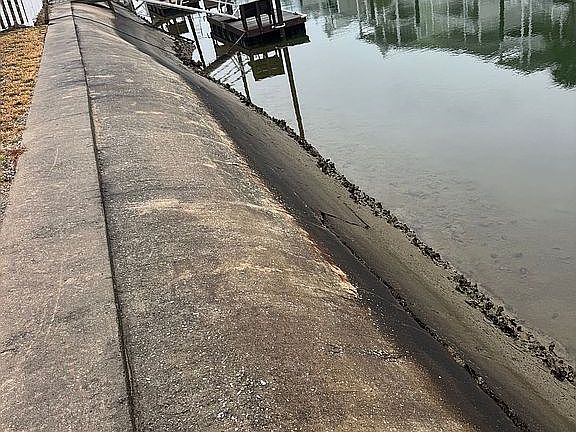 Cement bulkhead