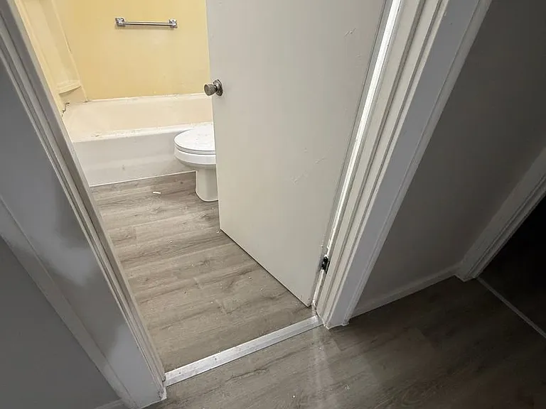 623 S Willow Ave — Photo 12