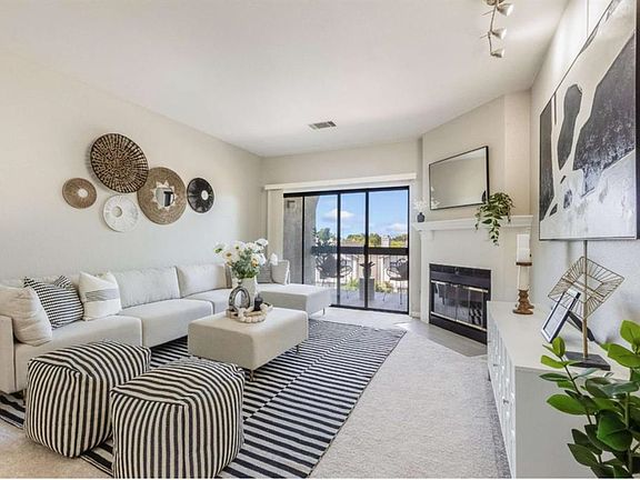 3rd image of 39997 Cedar Blvd #0