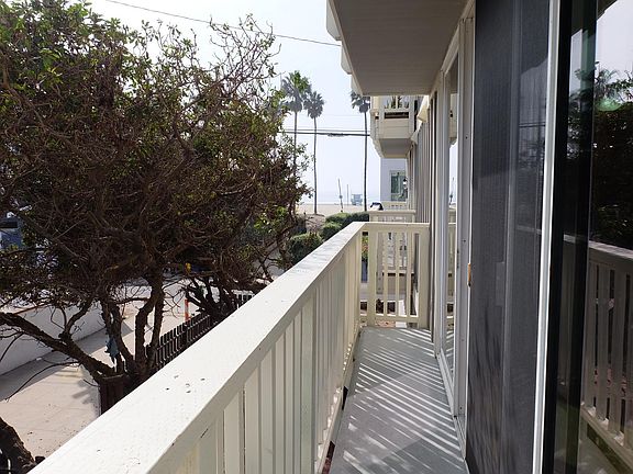 3rd image of 11 27th Ave APT 101