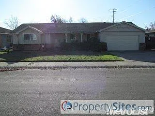 7404 East Pkwy photo 1