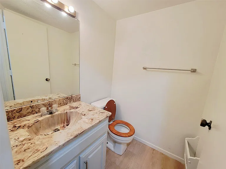 206 McCarley Pl — Photo 10
