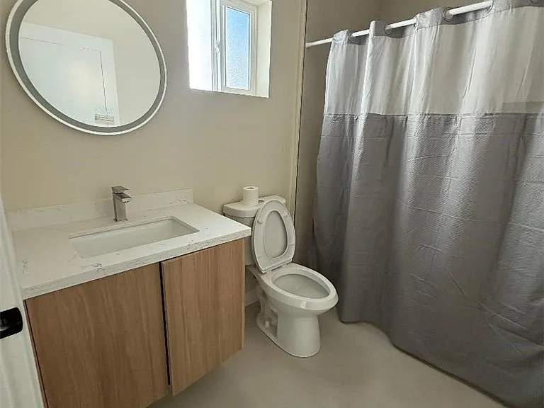 7828 Kyle St — Photo 11