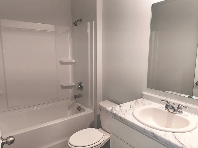 44 Autumns Wood Dr — Photo 14