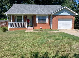 5852 Woodrock Ct, Charlotte, NC 28214