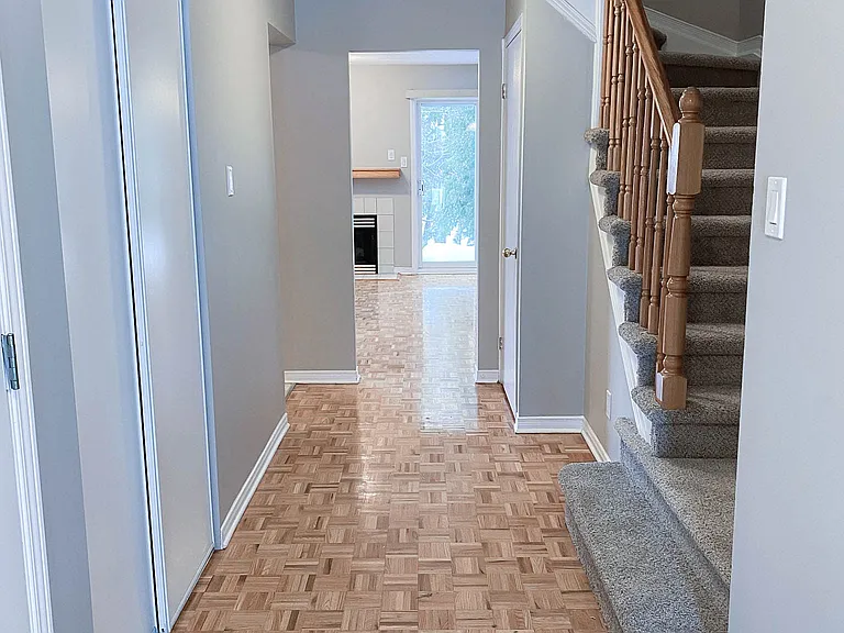 2 Tamara Way — Photo 8
