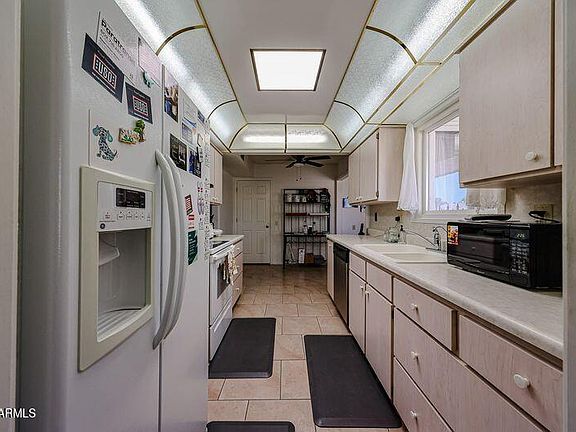 4th image of 10913 W Manzanita Drive