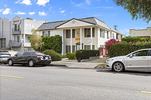 1537 Centinela Ave #9 Photo 1 1537 Centinela Ave #9 Photo 1