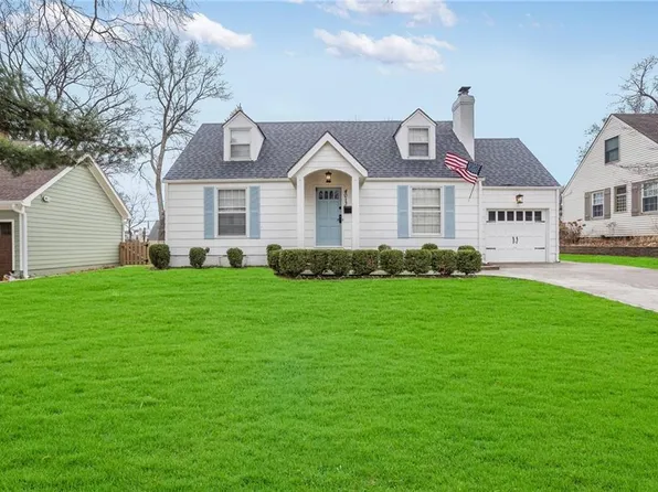 4013 W 69th St, Prairie Village, KS 66208