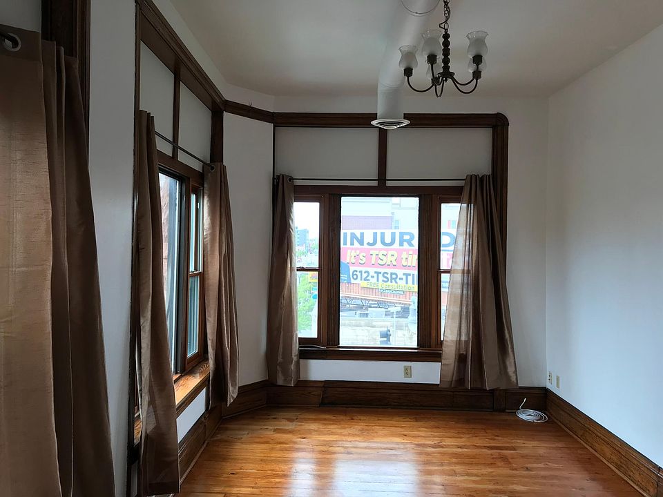 1st image of 614 W Lake St APT 9
