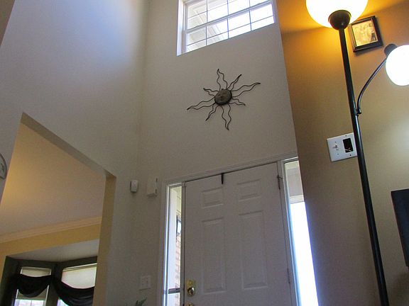 5th image of 5851 Saint Martin Ct