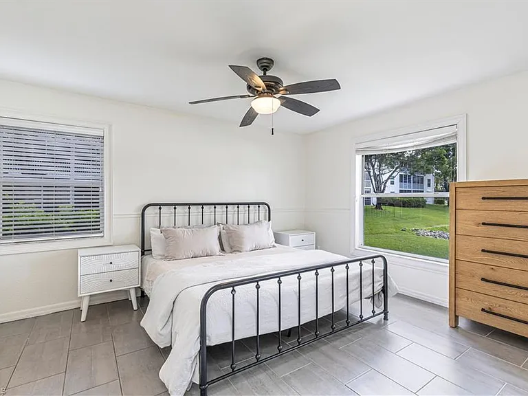 9600 Victoria Ln #108 — Photo 11