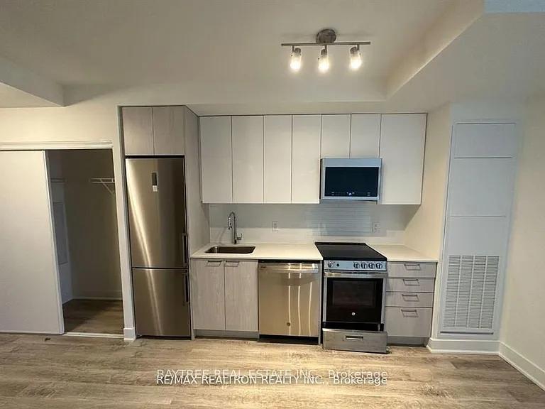 185 Deerfield Rd #414 — Photo 4