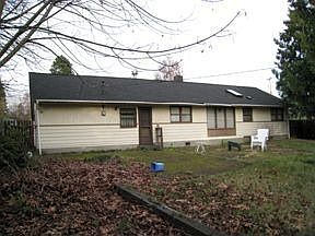 Large Level Fenced Yard