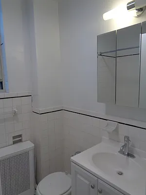 Rented by Metropolitan Equities | media 13