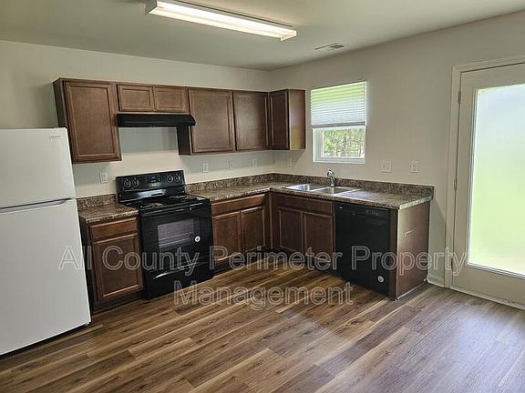 4th image of 316 Freeman Cir