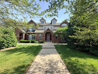 2916 Signature Blvd, Ann Arbor, MI, 48103