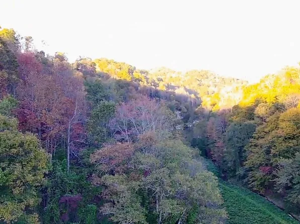 305 Moores Br, Booneville, KY 41314