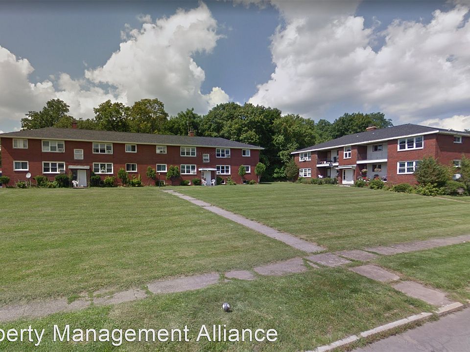 1st image of 1507 Meadowbrook Dr #4