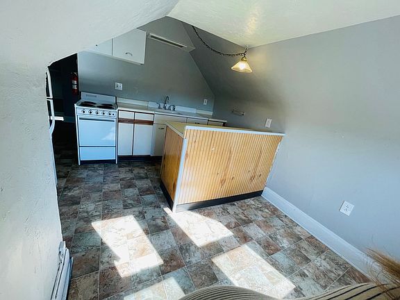4th image of 168 N Balph Ave APT 3