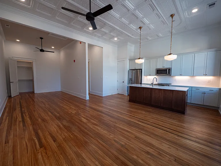 Kitchen into Living Room and Bedroom (without Screens)