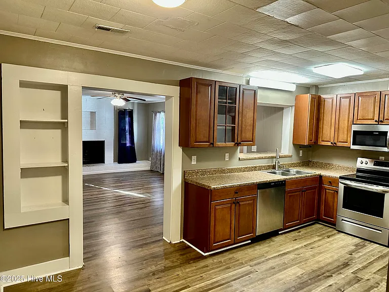 4320 State Highway 73 — Photo 15