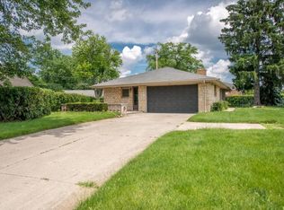 3077 Tremont Rd, Columbus, OH 43221