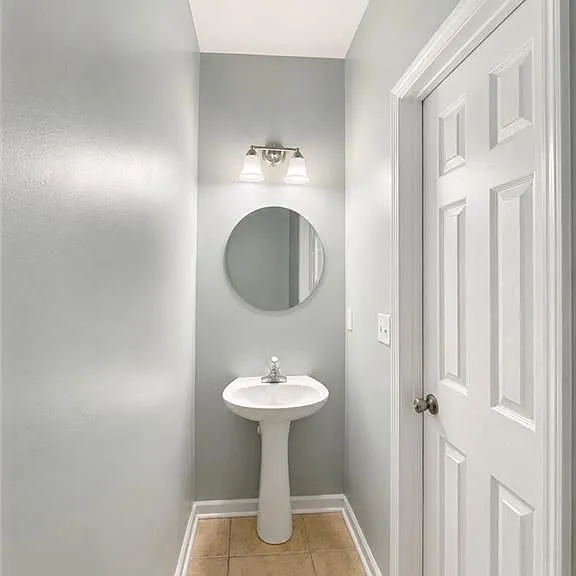 2490 Emma Way — Photo 16