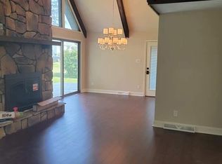 102 Deborah St, Jeannette, PA 15644