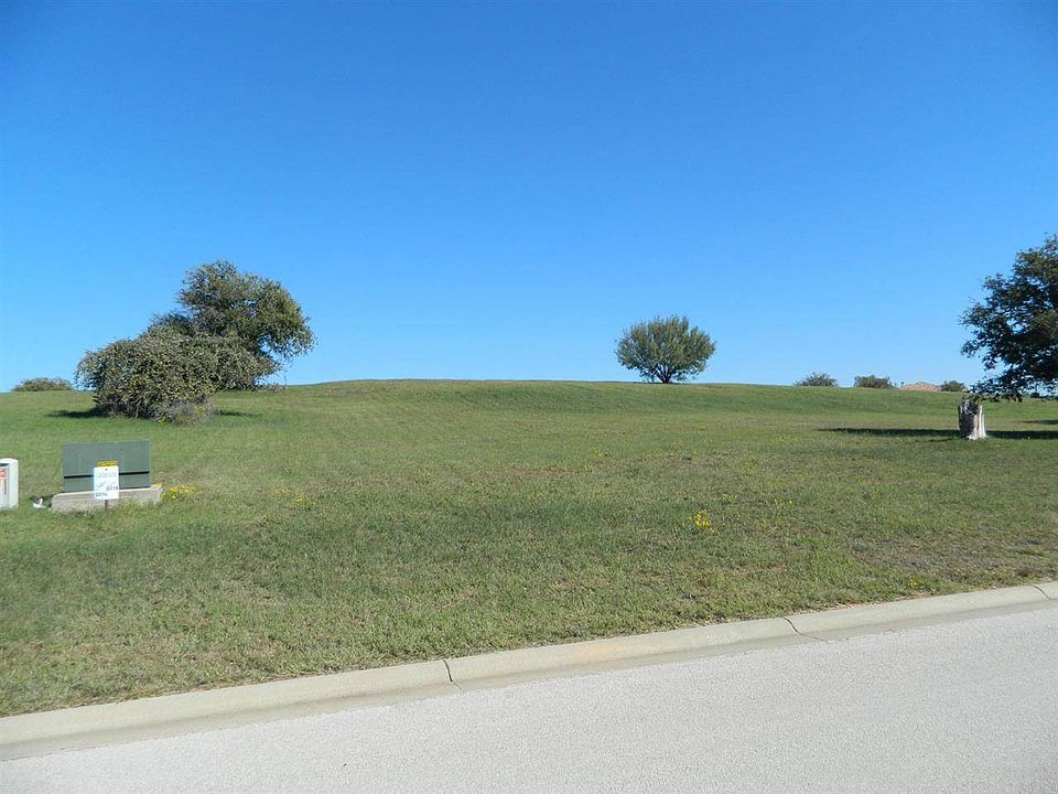 2010 Legends Pkwy, Kingsland, TX 78639 Zillow