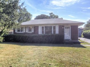 2074 Rainbow Rd, Lexington, KY 40503