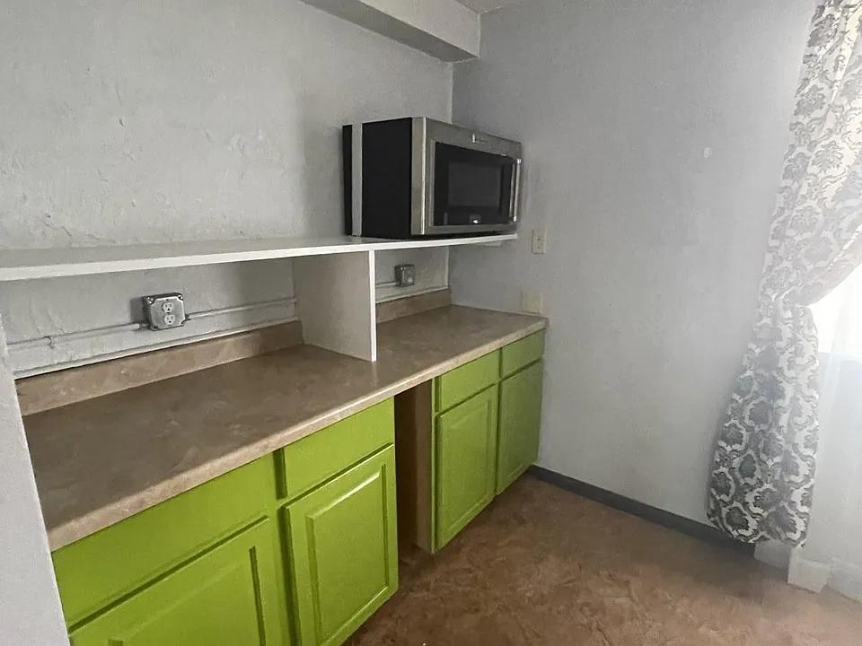 55 N Main St #B