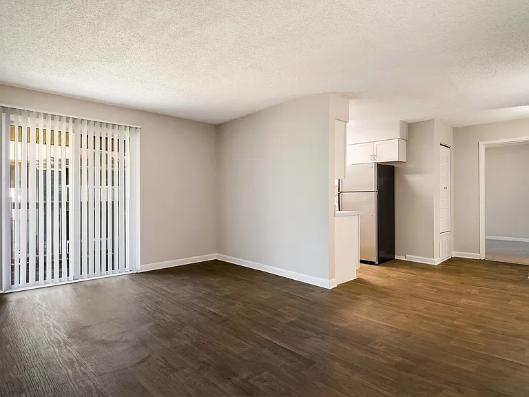 Dunwoody Pointe — Photo 23