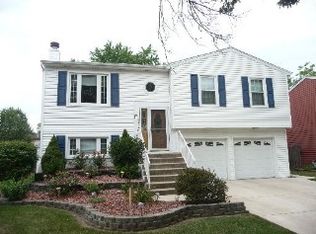 20554 S Acorn Ridge Dr, Frankfort, IL