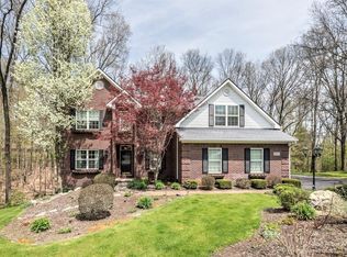 10903 Sunny Ridge Ct, Pinckney, MI 48169