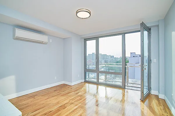 Rented by Compass | media 18